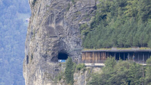 Sprengung bei der Axenstrasse in Flüelen erfolgt am Freitag