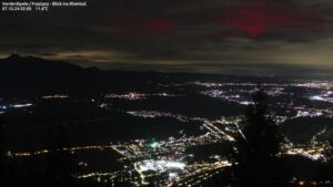 Schweizer Himmel für Polarlichter zu bewölkt