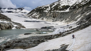 Schweizer Gletscher sind 2024 erneut markant geschmolzen