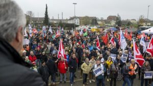 Solidaritätskundgebung für den Erhalt des Stahlwerks Gerlafingen