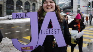 Demonstration gegen Gewalt an Frauen in Bern