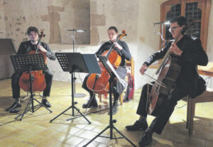 Eine virtuose Cello-Klangreise durch die Jahrhunderte im Schlossturm Pfäffikon