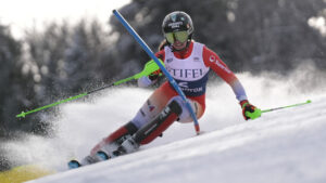 Erster Weltcup-Sieg von Camille Rast – Wendy Holdener Slalom-Zweite