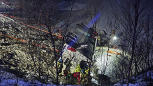 Tödlicher Busunfall: Fahrzeug in Norwegen geborgen