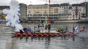 Der Vogel Gryff tanzt bei Regenwetter durchs Kleinbasel